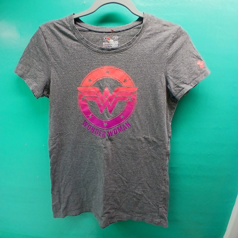 Under Armour Wonder Woman‎ Shirt Small Grey DC Comics HeatGear Graphic Tee
